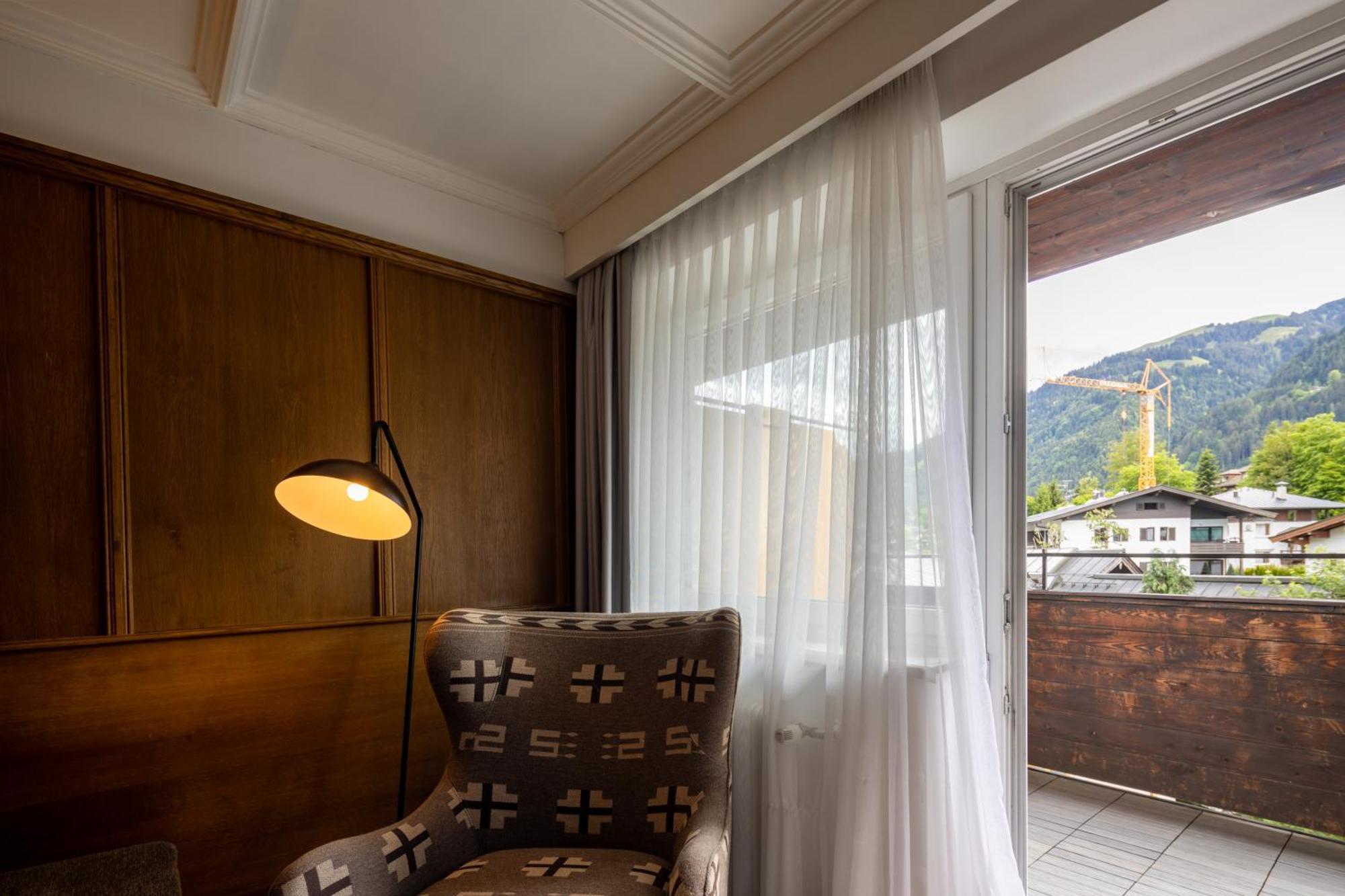 Q! Hotel Maria Theresia Kitzbühel Esterno foto